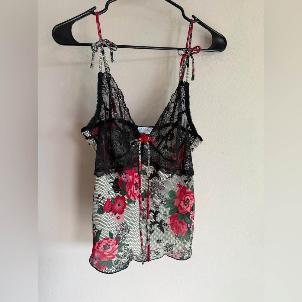 Je‎ Tadore Floral Lace Camisole Red Rose Honeycomb Mesh Top Medium